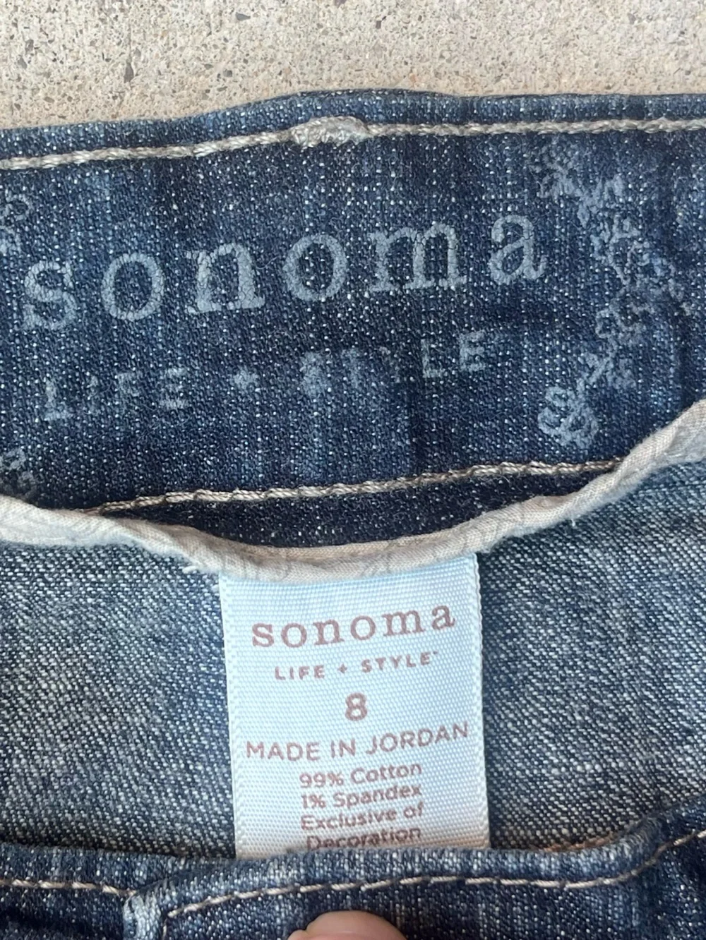 Sonoma (Kohls Brand) Dark Blue Denim Skirt size 8.